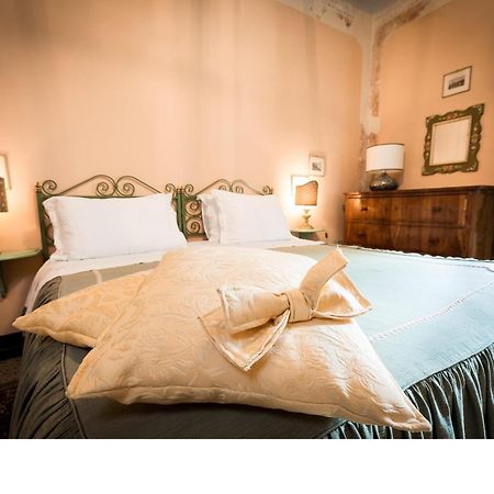 Casa Fiorita Panzió Sant'Enea Kültér fotó