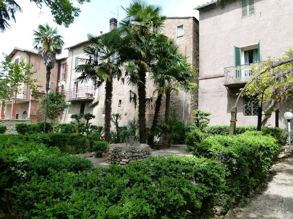 Casa Fiorita Panzió Sant'Enea Kültér fotó