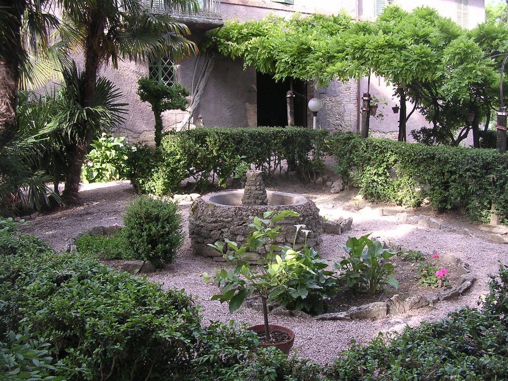 Casa Fiorita Panzió Sant'Enea Kültér fotó