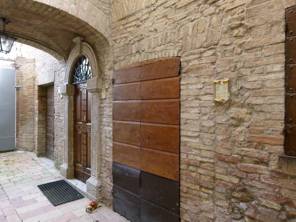 Casa Fiorita Panzió Sant'Enea Kültér fotó
