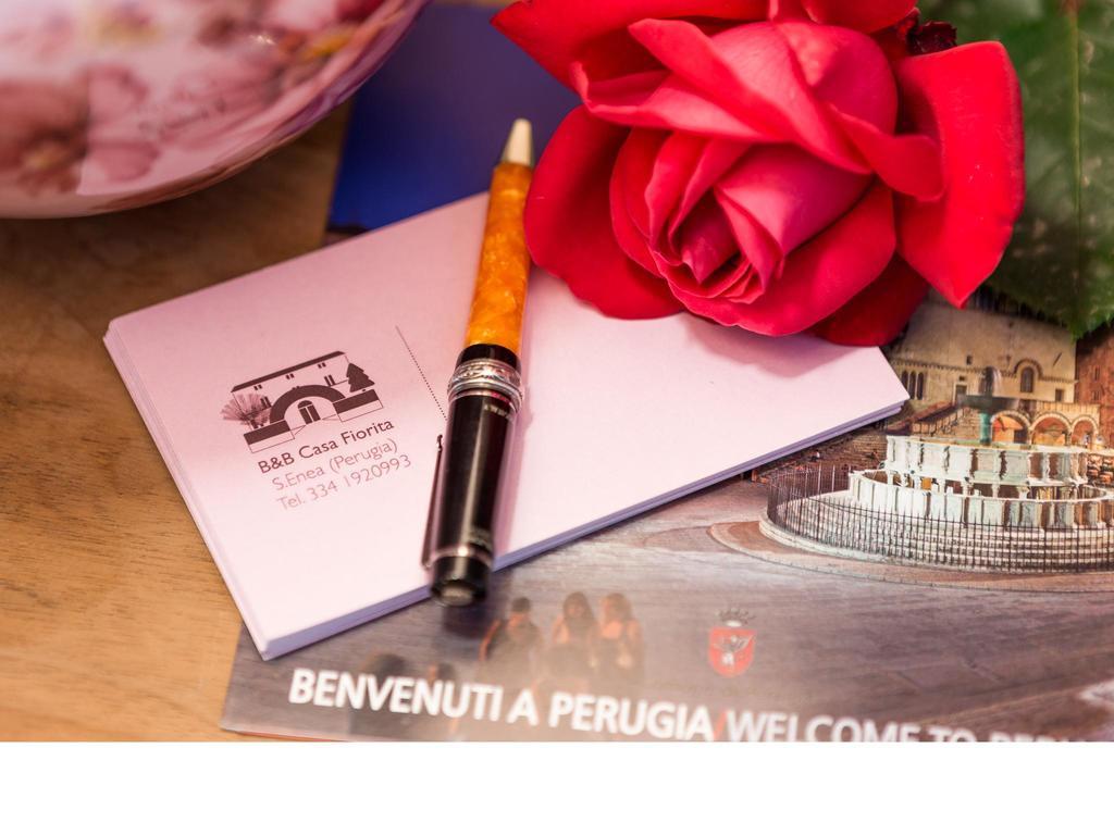 Casa Fiorita Panzió Sant'Enea Kültér fotó