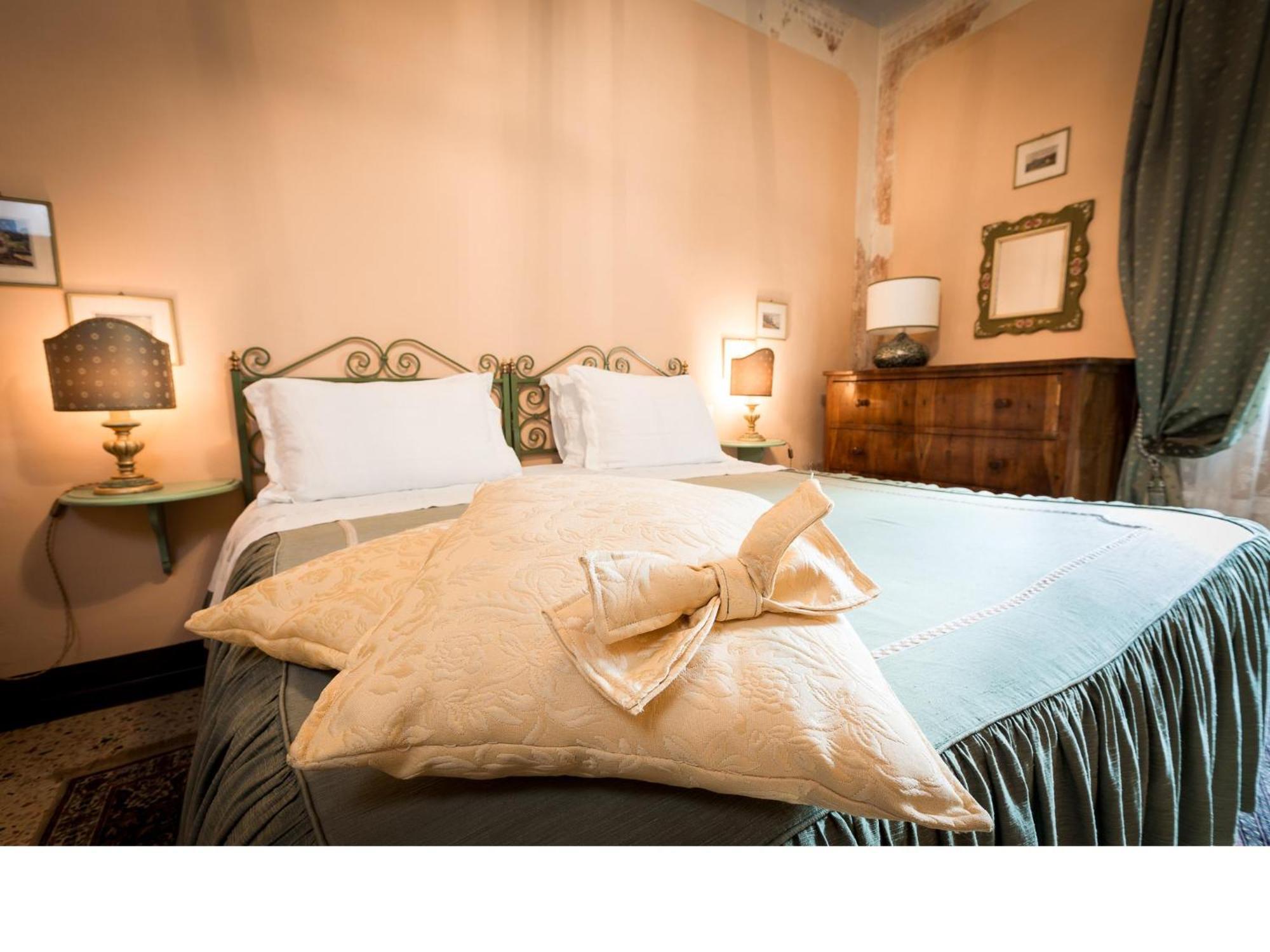 Casa Fiorita Panzió Sant'Enea Kültér fotó